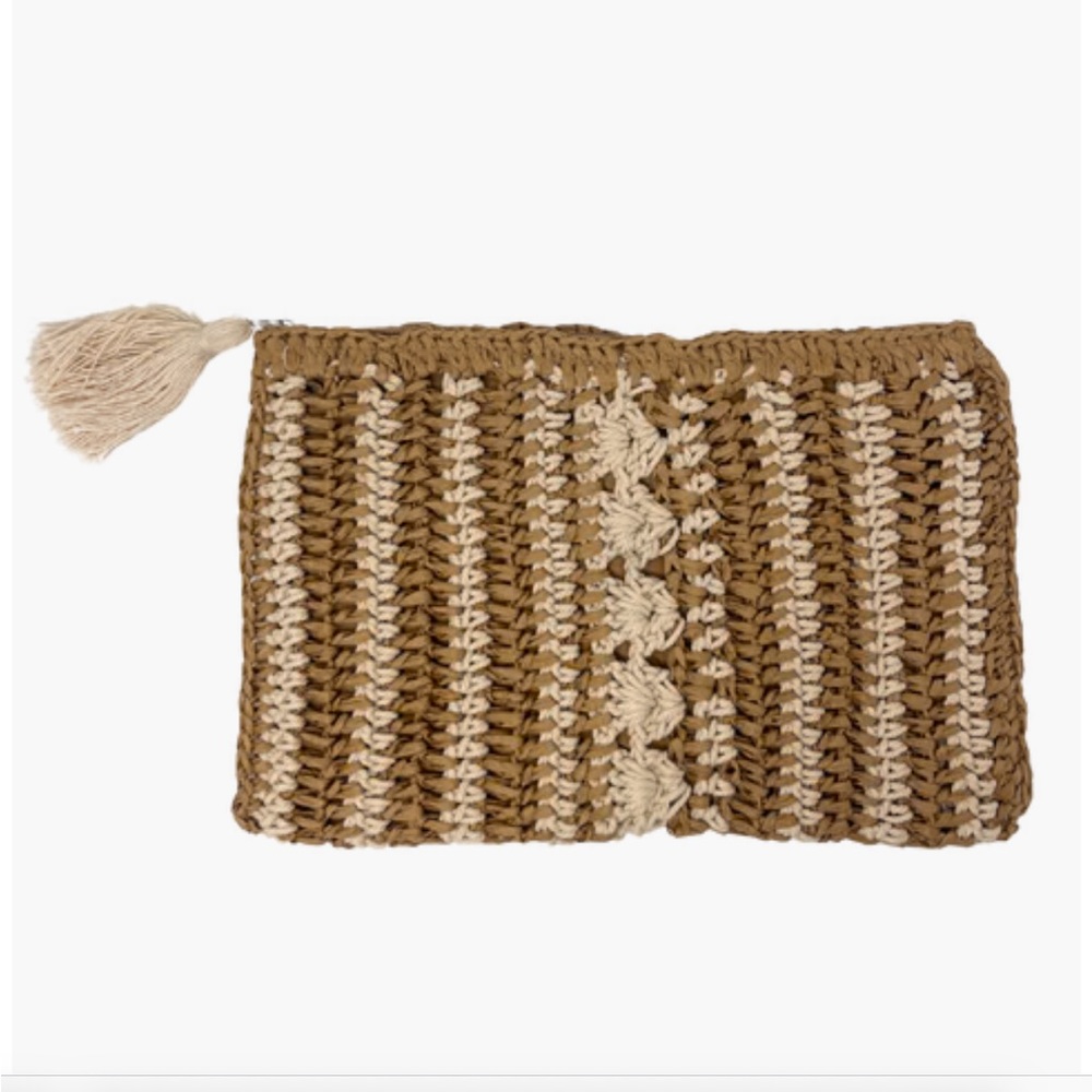 NWOT Beachly Sea And Stripes Raffia Clutch